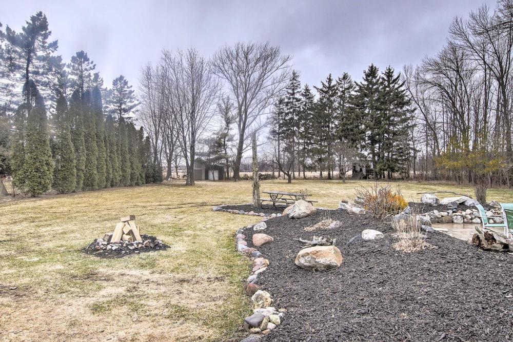 Spacious Sheboygan Home with Grill and Fire Pit!